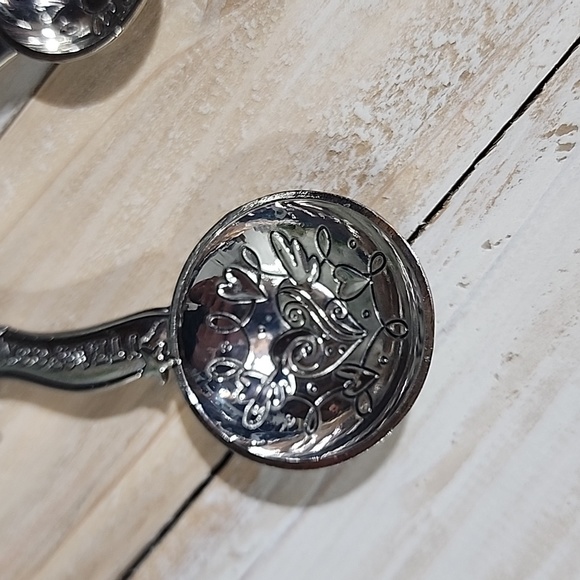 Ganz 4 Piece Angel Theme Measuring Spoons - Picture 4 of 6